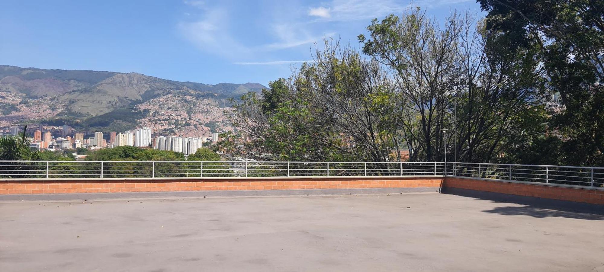 Apartamento Cerca A Plaza Mayor Medellín Exteriör bild
