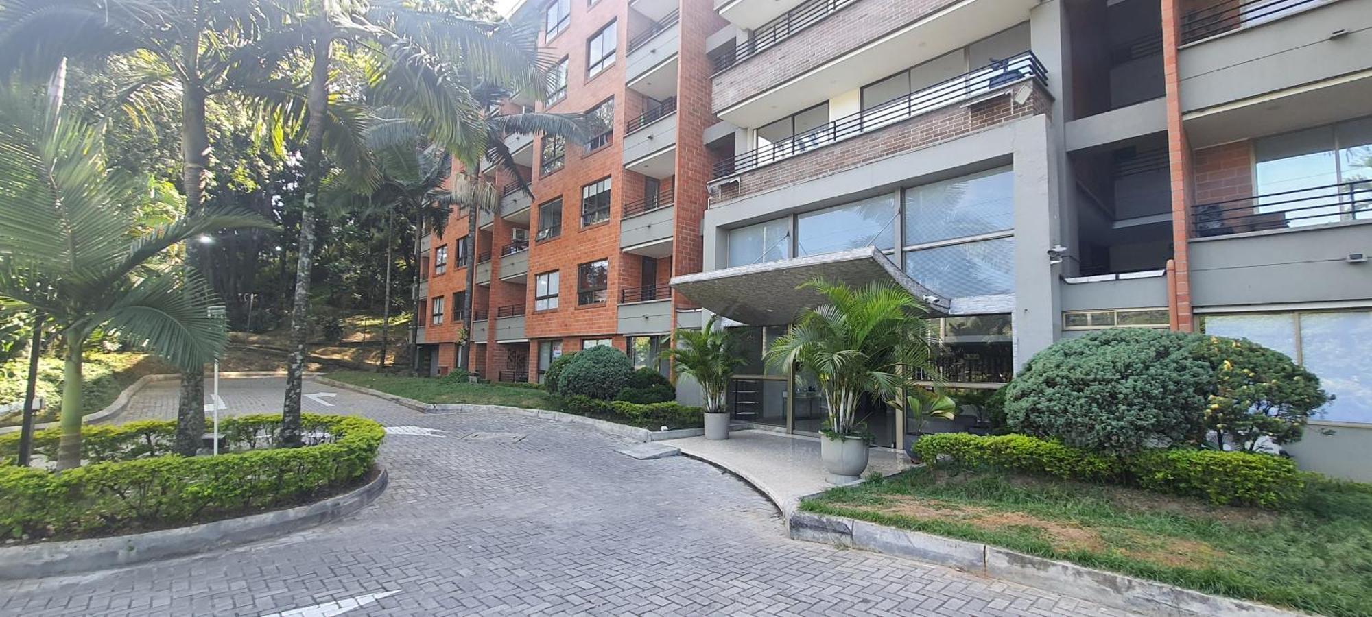 Apartamento Cerca A Plaza Mayor Medellín Exteriör bild
